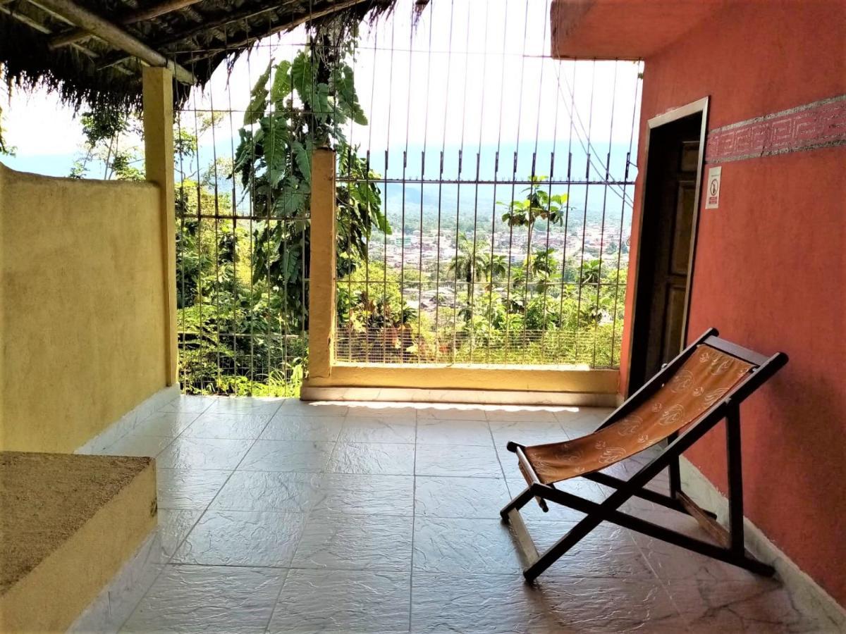 Hostal Tena Naui Exterior foto